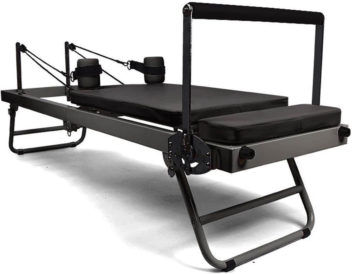 Test du réformateur pilates pliable Wennewu