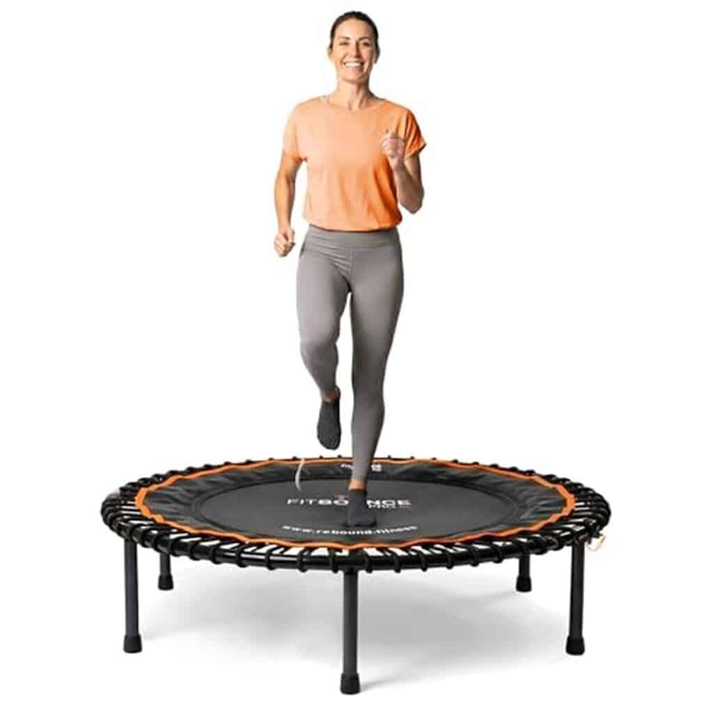 Test du Fit Bounce Pro XL : trampoline silencieux pour exercice cardiovasculaire