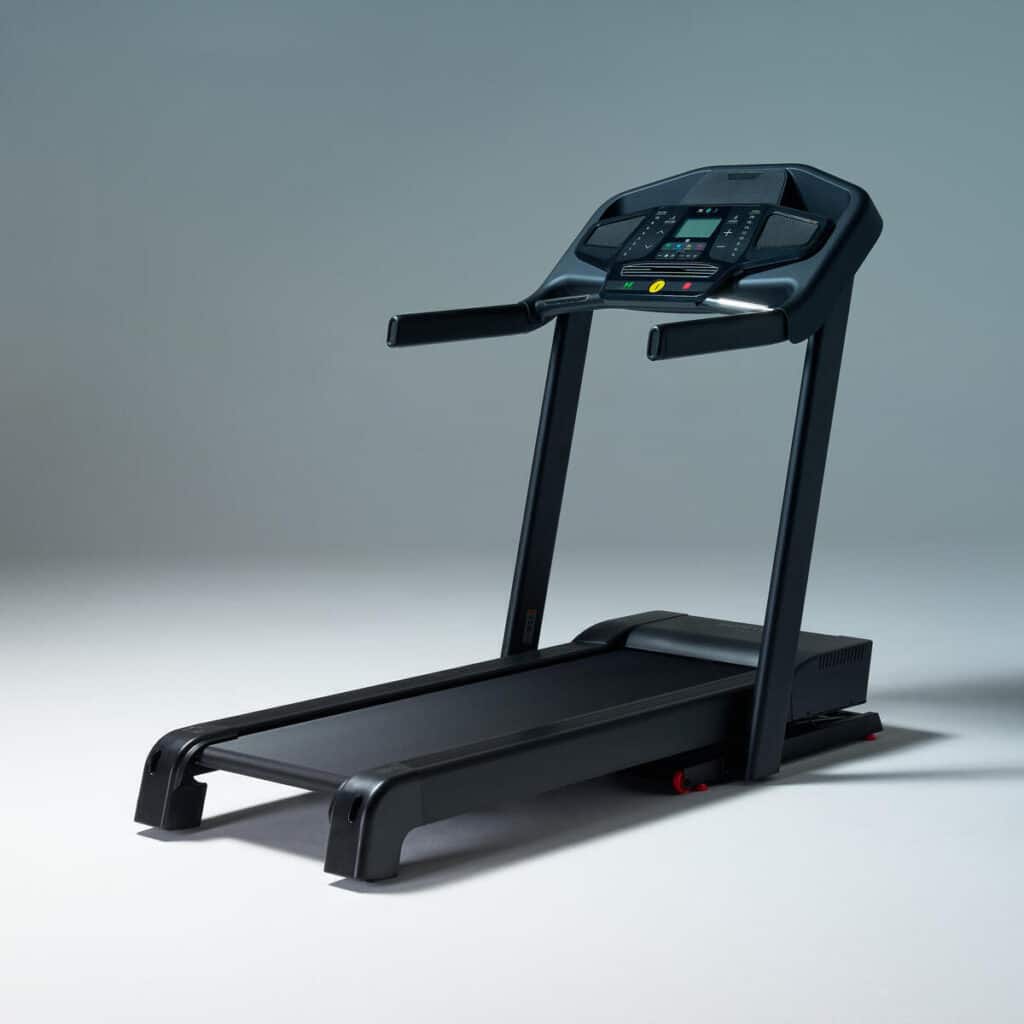 Test du tapis de course T900D de Decathlon : pliable et performant